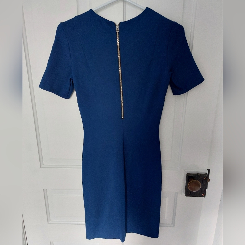 Aritzia (XS / Small) Wilfred Dress Blue - Classic Minimalist that Stands Out - Picture 3 of 3